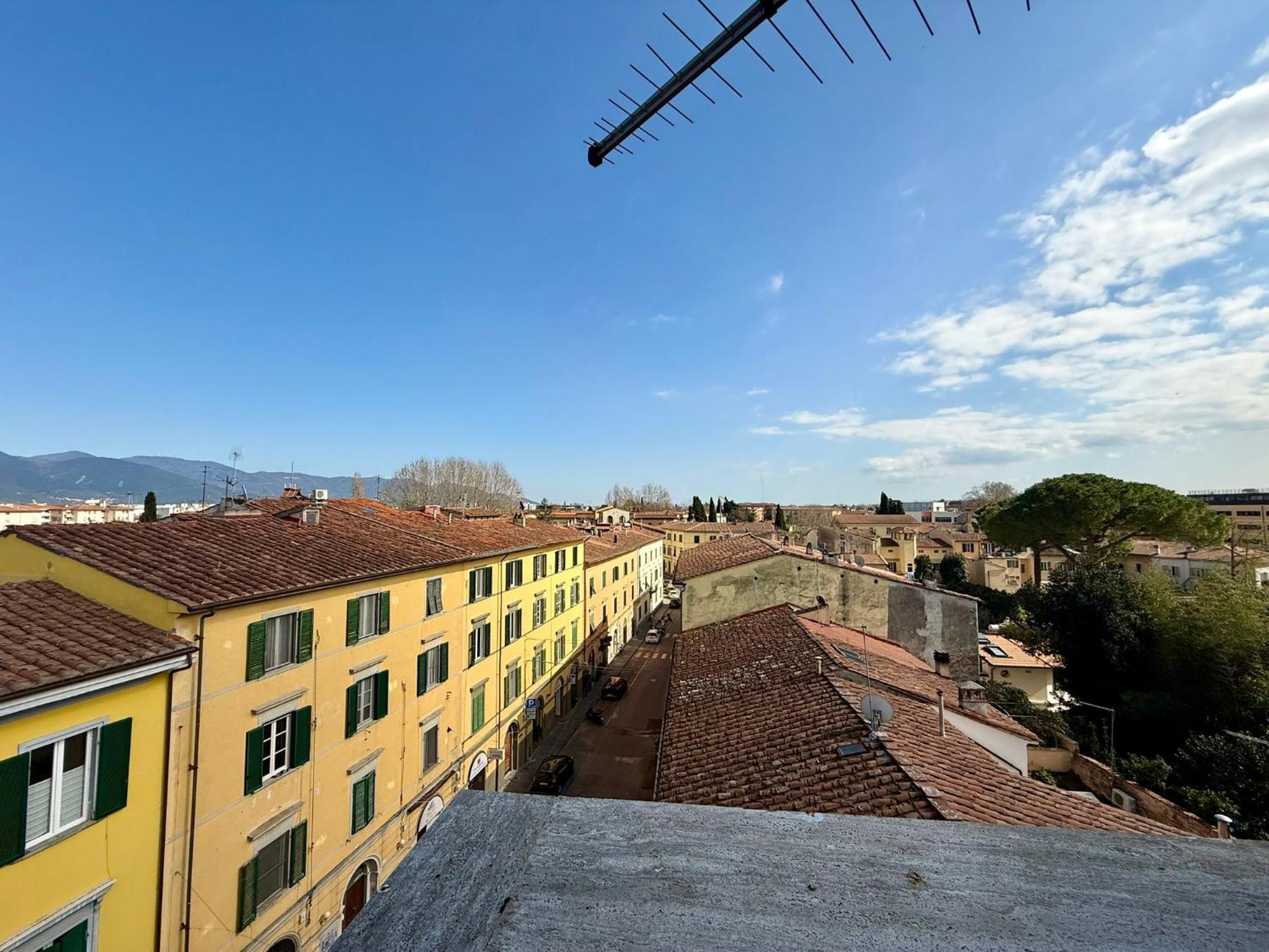 Attico Terrazza Vista Panoramica Lungarni Pisani Apartman Kültér fotó